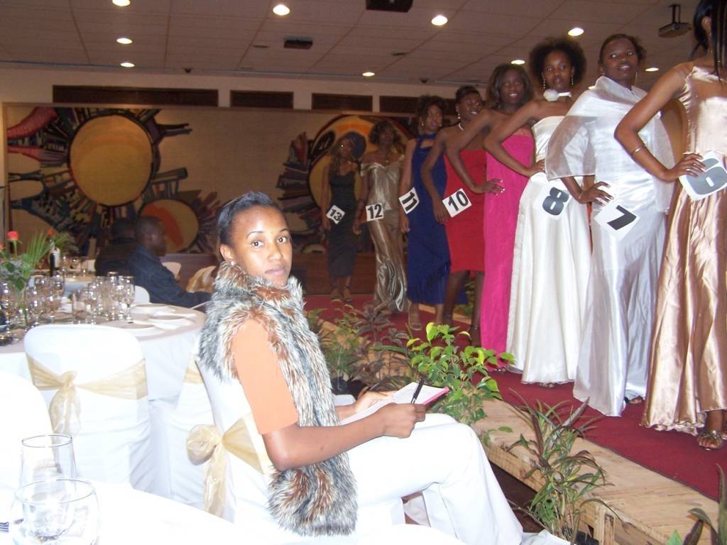 Miss Matola 2007 cigarra Perrin