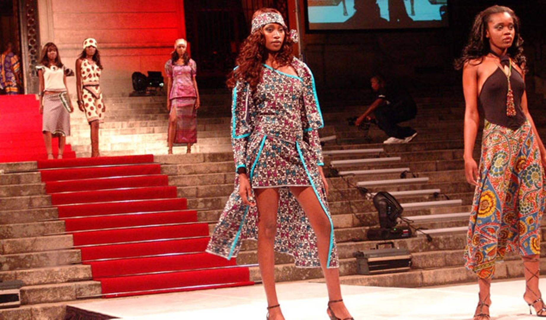 MFW 2006 Robe en tissu Africain 3 pièces